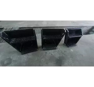 Підніжка передня MAN F2000 M2000 / Сходинка кабіни MAN F2000 M2000 Б.У Підніжка передня MAN F2000 M2000 / Сходинка кабіни MAN F2000 M2000 Б.У