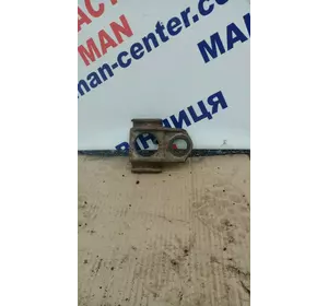 Кронштейн нижній переднього амортизатора, надресорна плита передньої ресори Man Ман Л2000 L2000, 85413350001 Кронштейн нижній переднього амортизатора, надресорна плита передньої ресори Man Ман Л2000 L2000, 85413350001